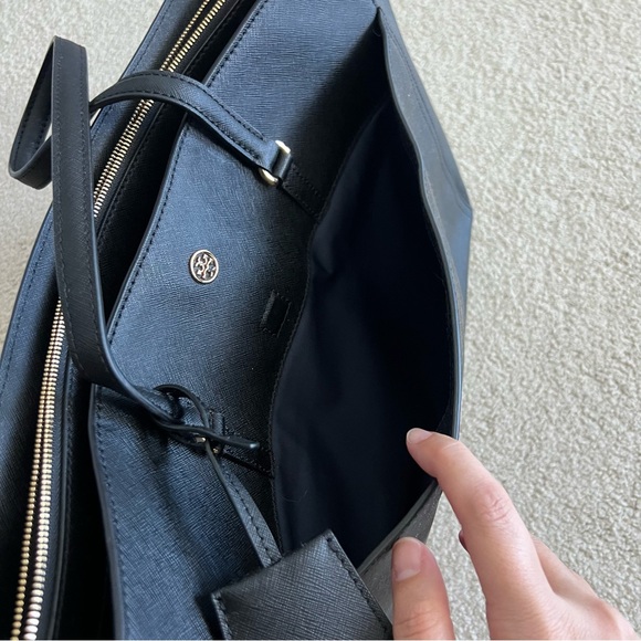 Tory Burch Robinson Leather Tote NWOT - Picture 7 of 10